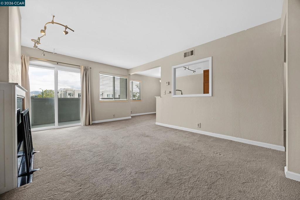 1810 Cole Ave 3 Property Photo 2