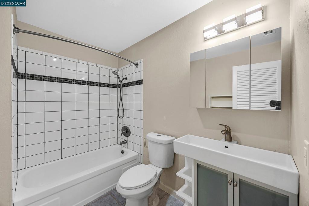 1810 Cole Ave 3 Property Photo 17