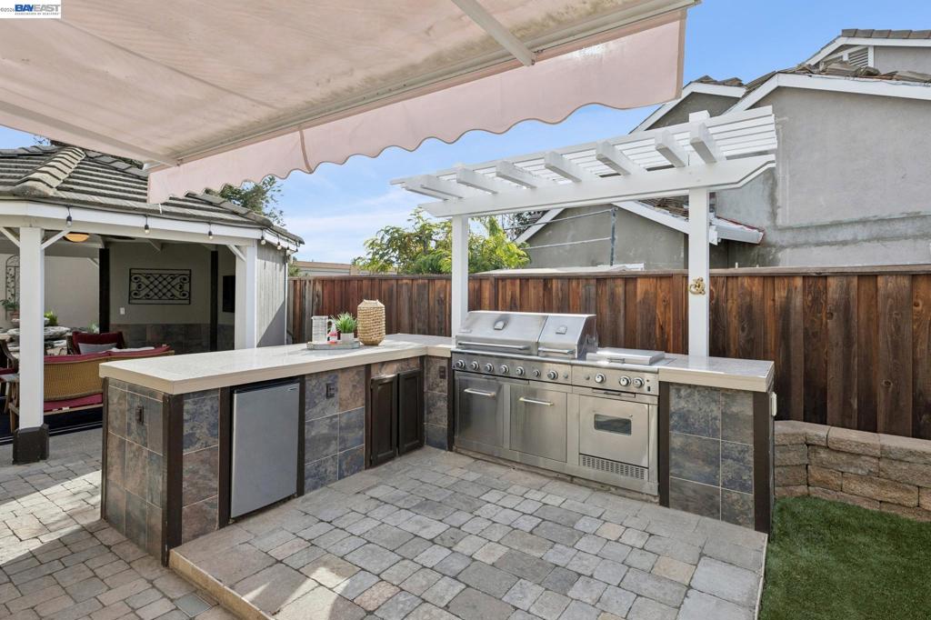 257 Summertree Dr Property Photo 48