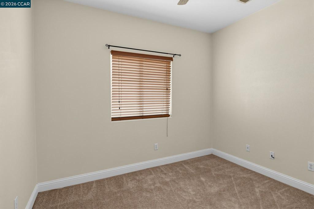 7330 Catalpa Ave Property Photo 13