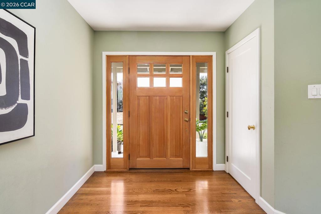 15 La Salle Ct Property Photo 7