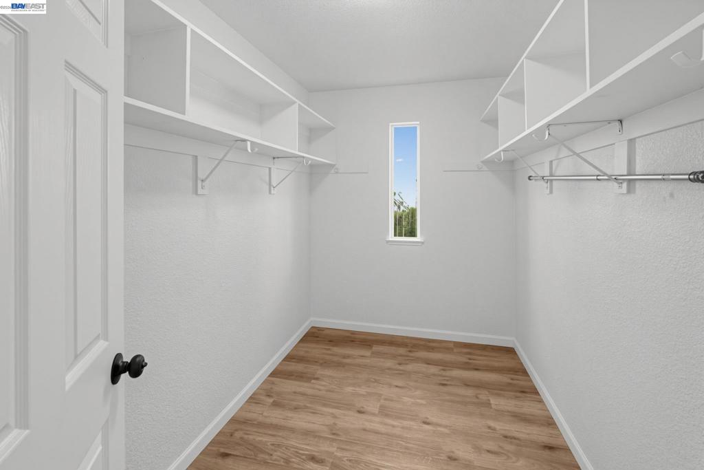 2921 Meadow Hawk Way Property Photo 33