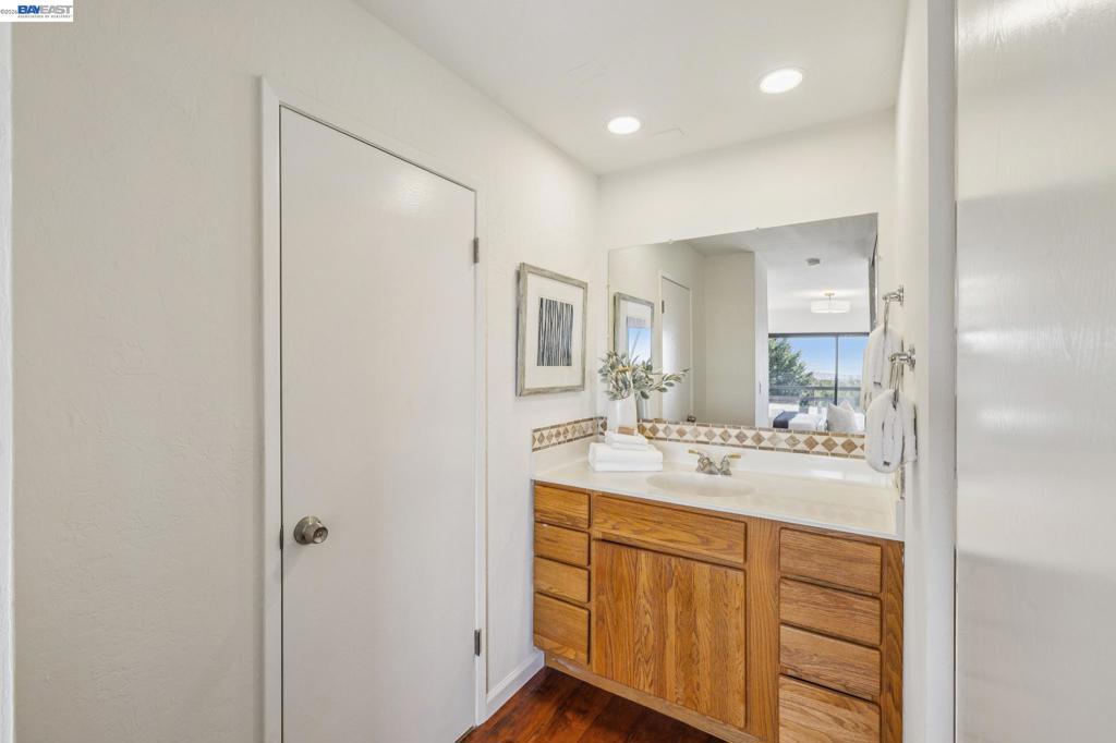 5624 Greenridge Rd Property Photo 36