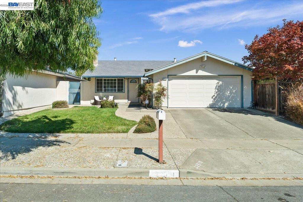 32510 Lake Temescal Ln Property Photo 1