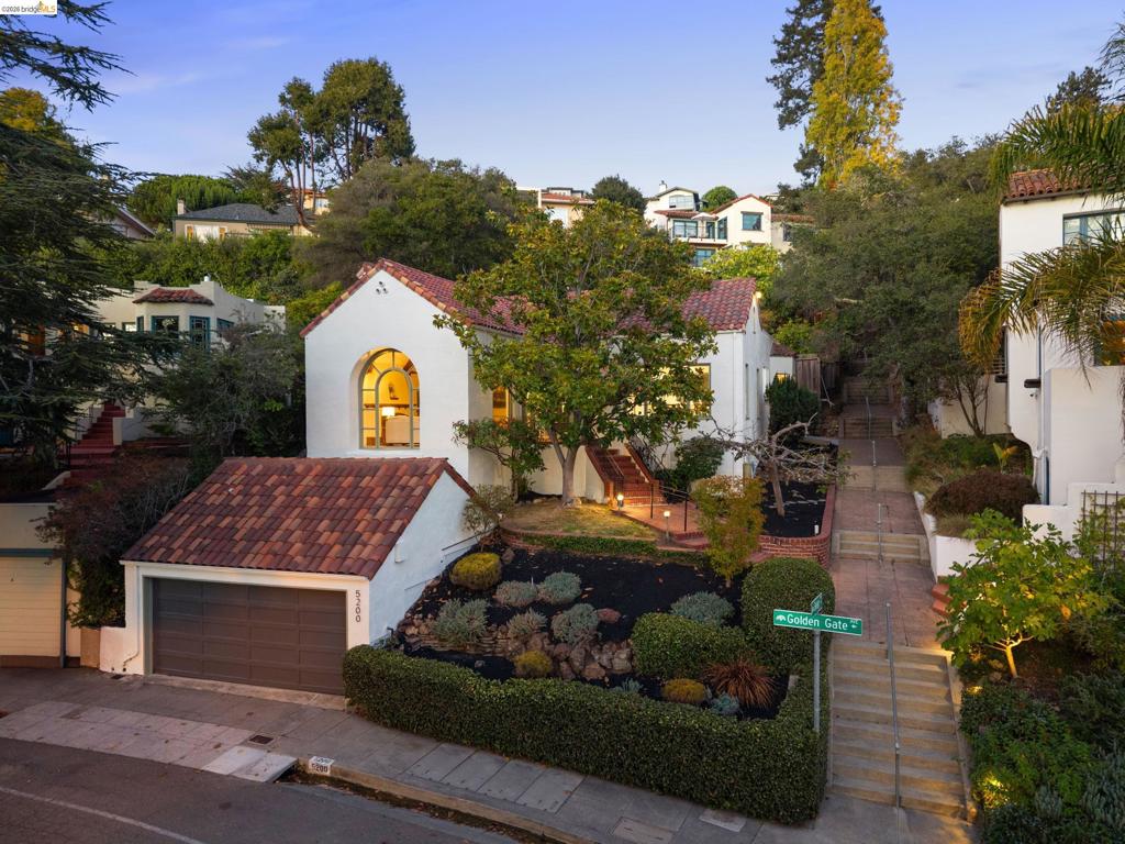 5200 Golden Gate Ave Property Photo 1