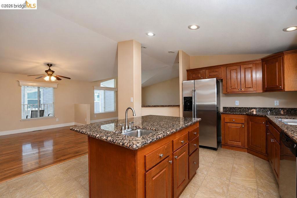 210 W Cypress Rd Property Photo 10