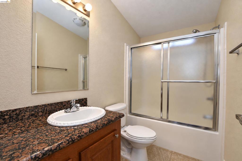 210 W Cypress Rd Property Photo 16