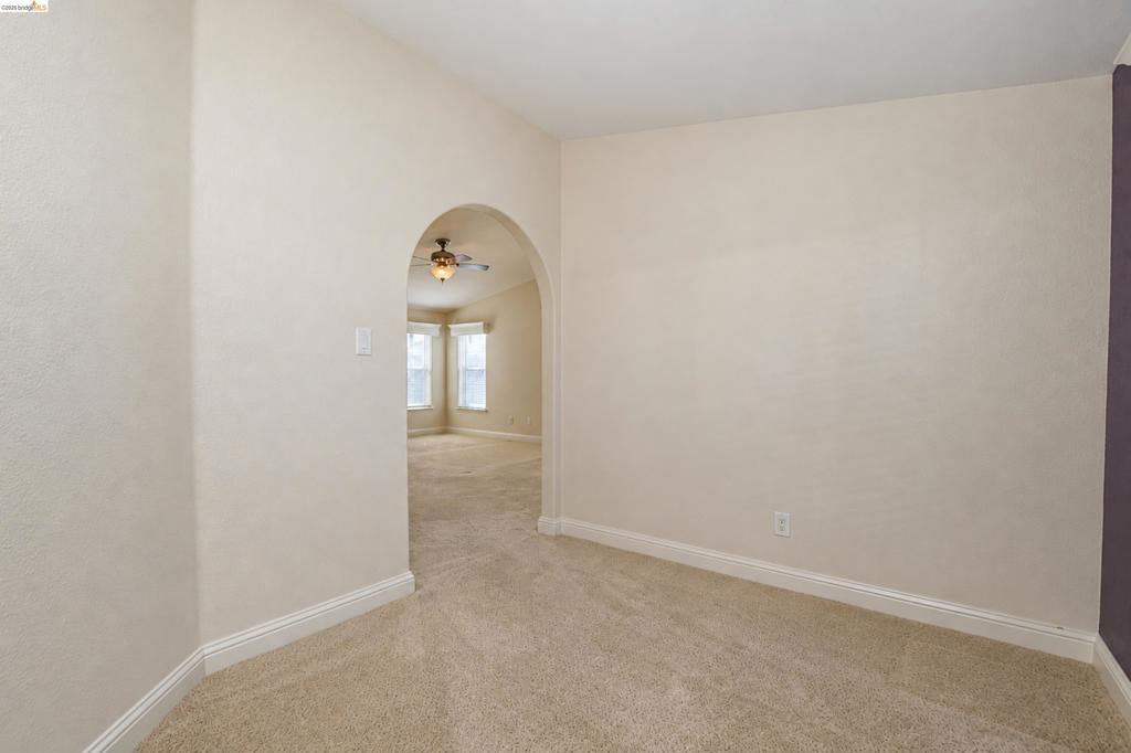 210 W Cypress Rd Property Photo 21