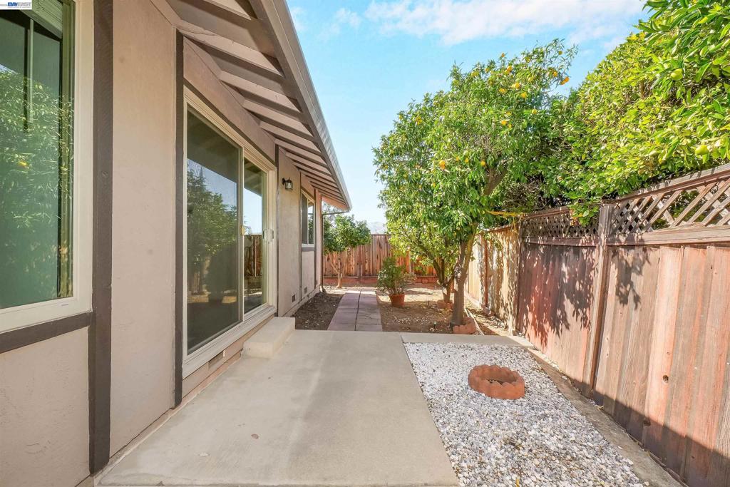 5551 Guadalupe Ct Property Photo 45