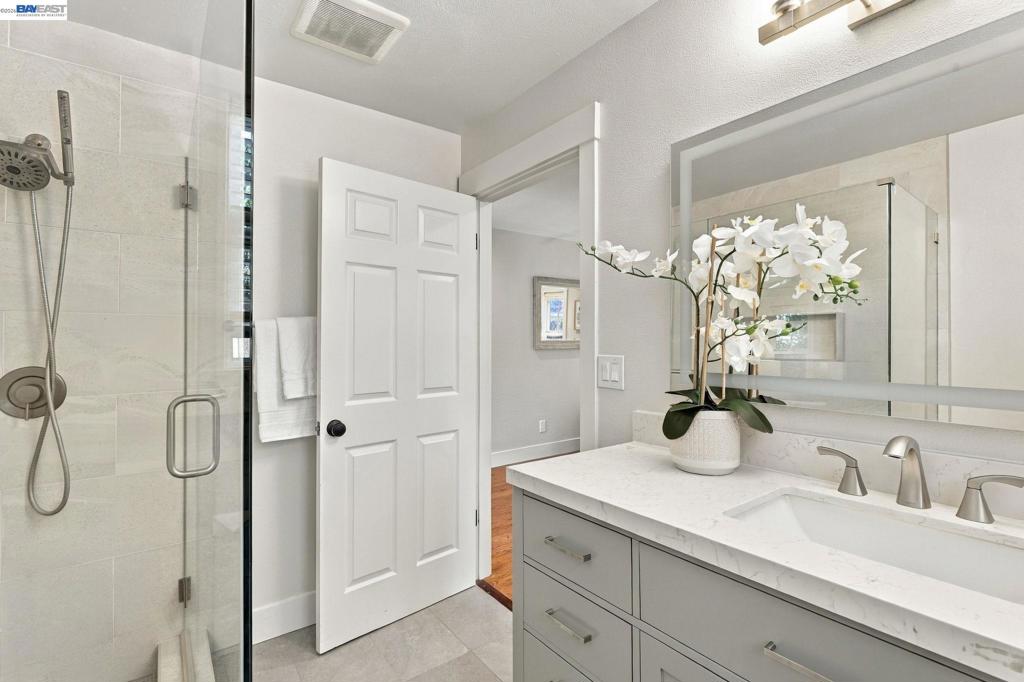784 Avalon Way Property Photo 32