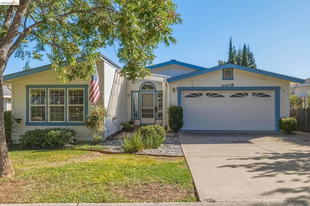 12720 Robinia Circle #8 Property Photo 1