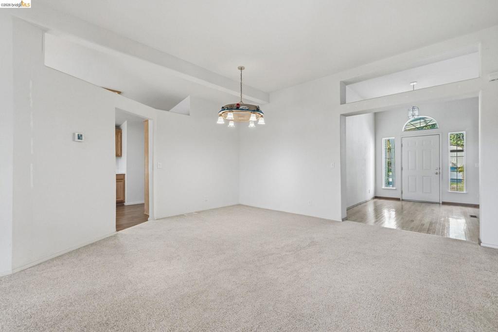 12720 Robinia Circle #8 Property Photo 6