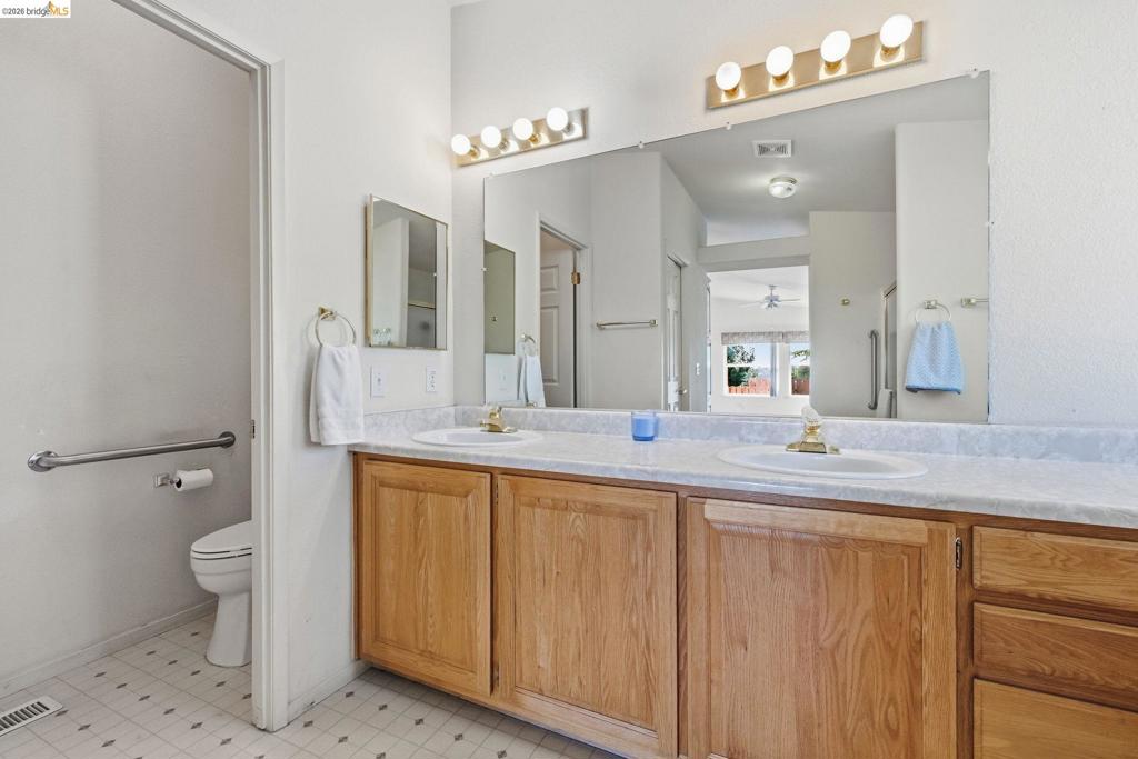 12720 Robinia Circle #8 Property Photo 23