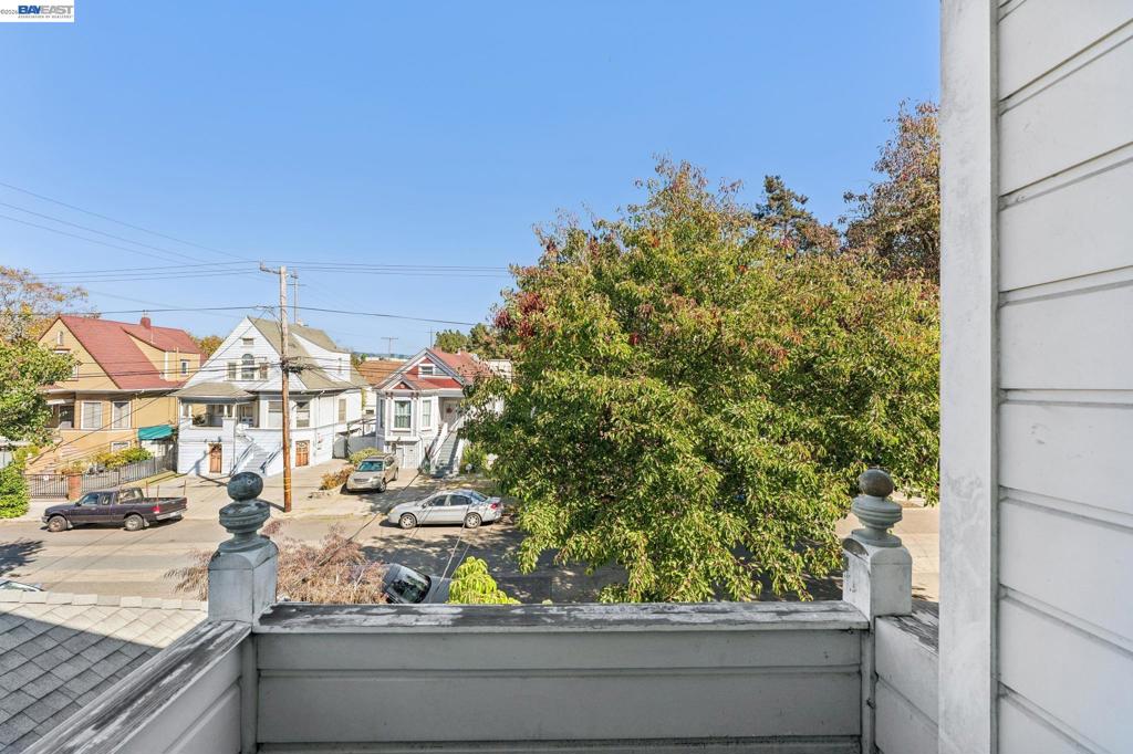 1715 Bay St Property Photo 47