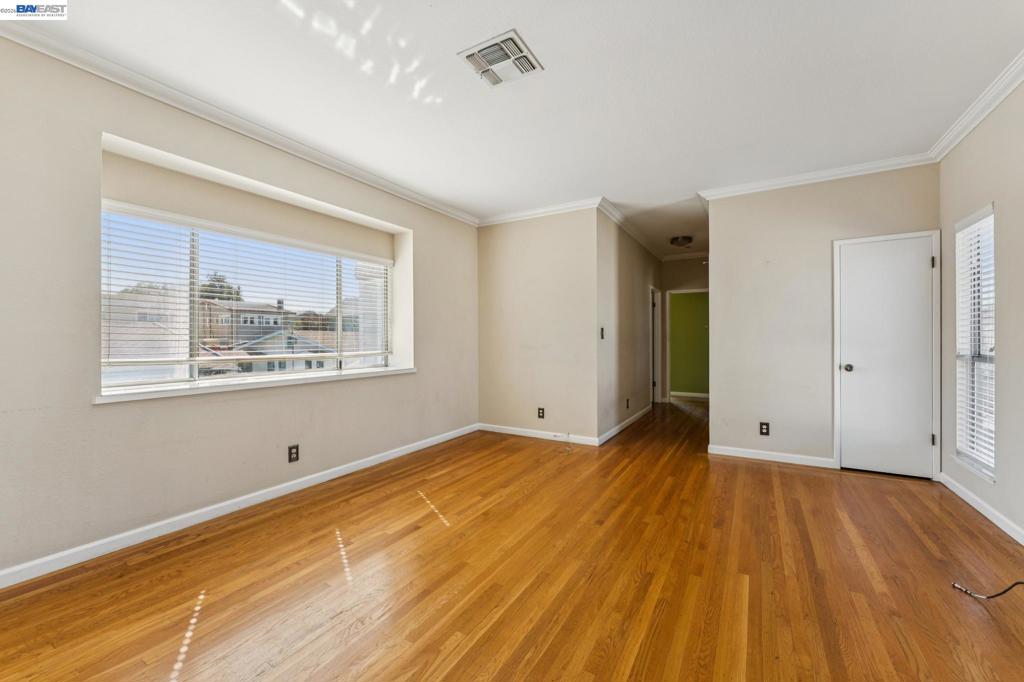 1715 Bay St Property Photo 53