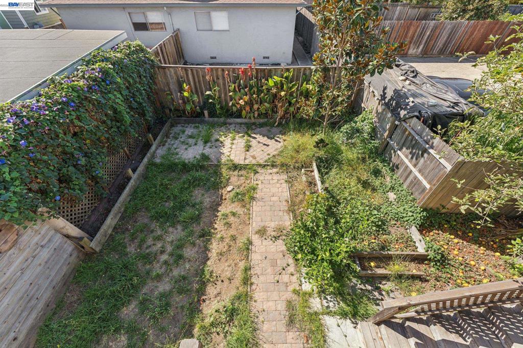 1715 Bay St Property Photo 73