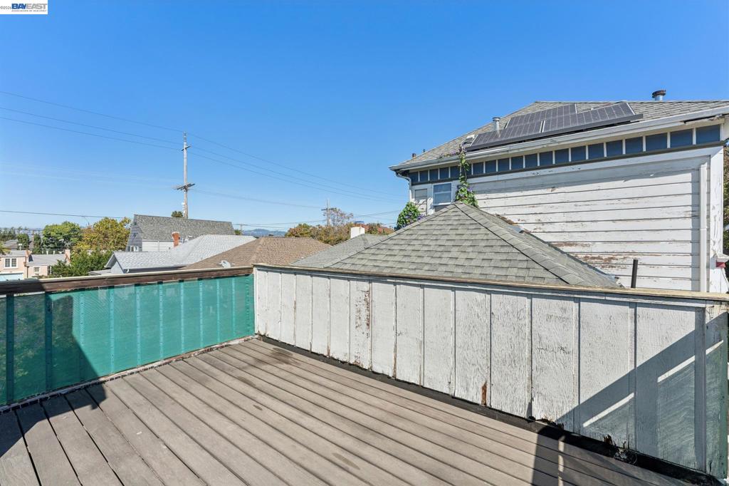 1715 Bay St Property Photo 78