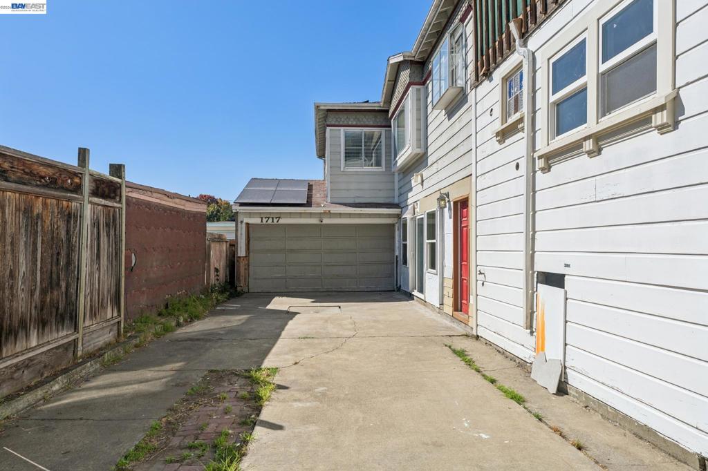 1715 Bay St Property Photo 81