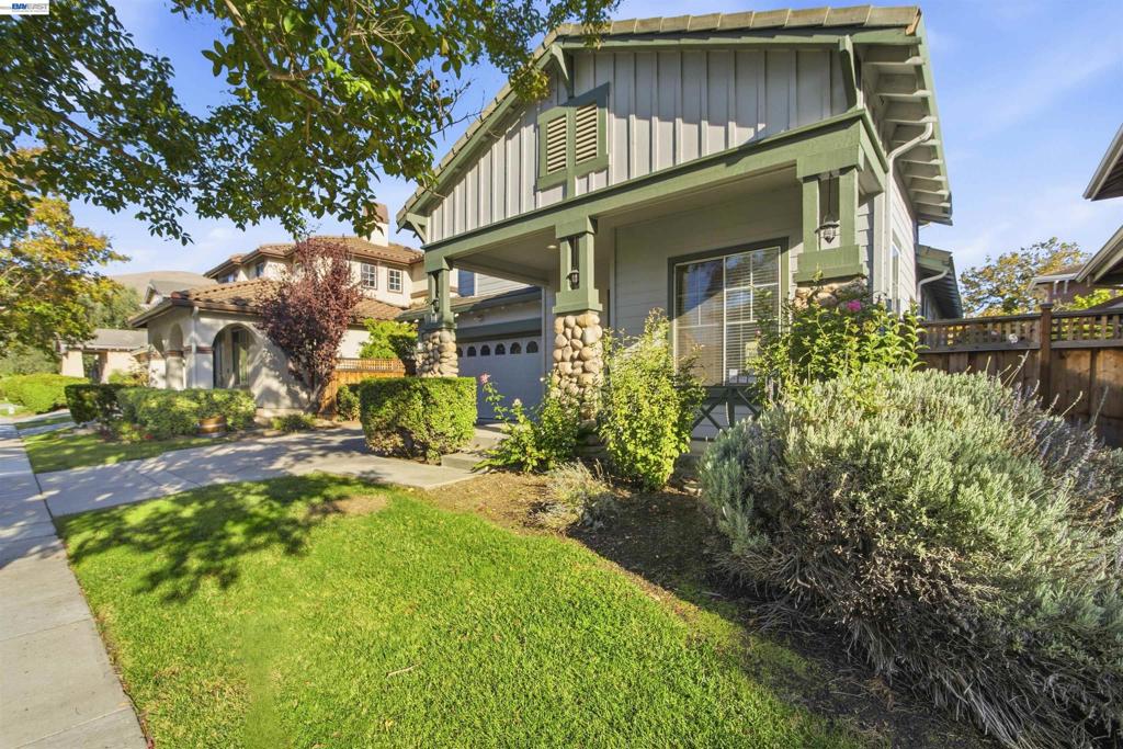188 Black Mountain Circle Property Photo 2