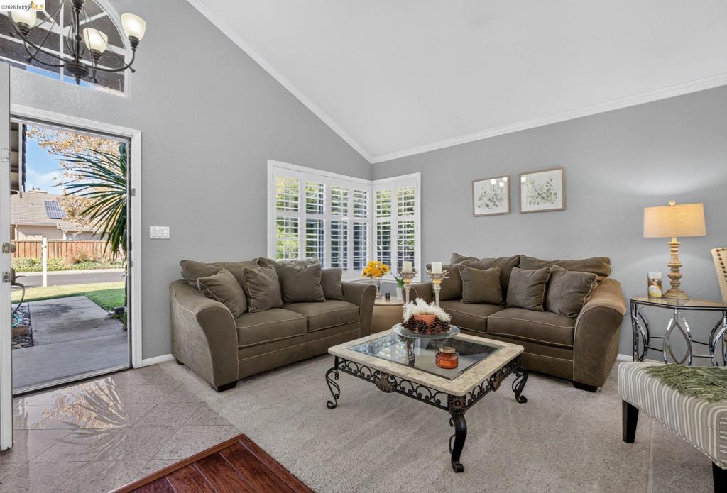 427 White Oak Ct Property Photo 11