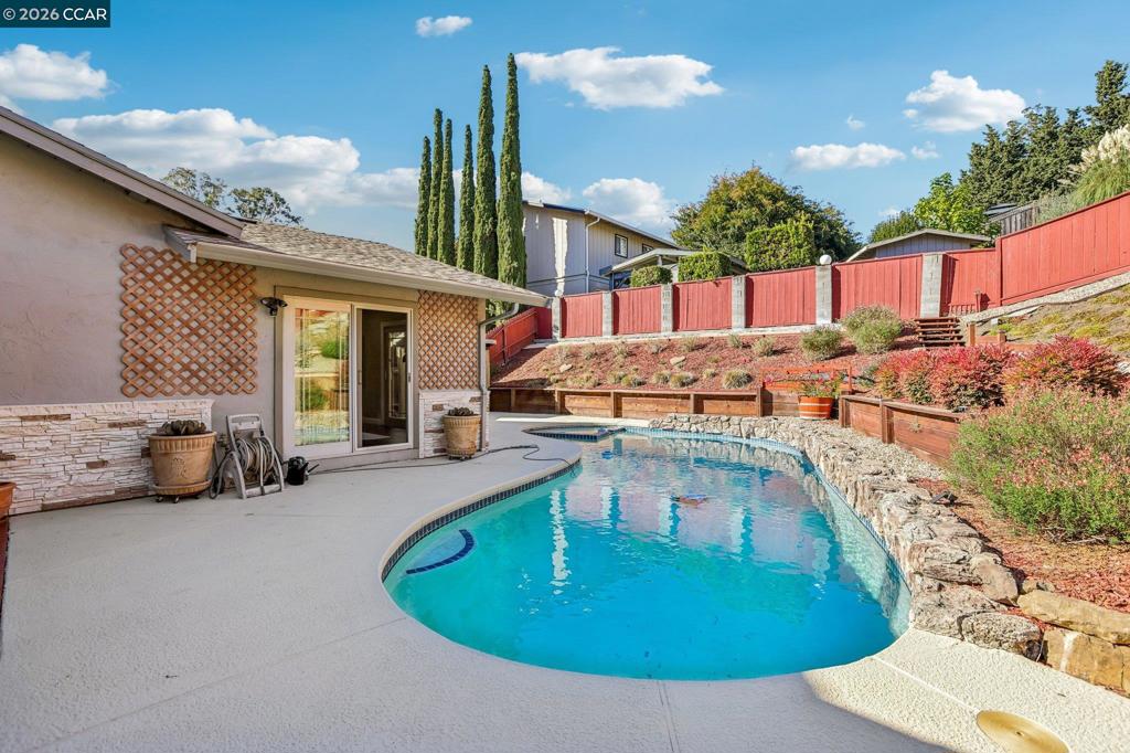 2609 Moraga Dr Property Photo 40