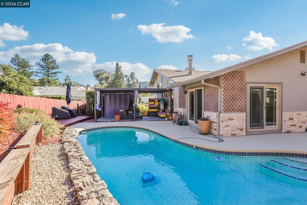 2609 Moraga Dr Property Photo 44