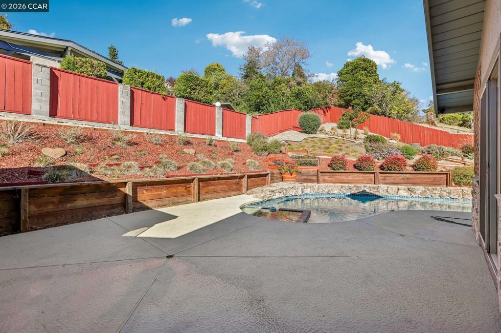2609 Moraga Dr Property Photo 49