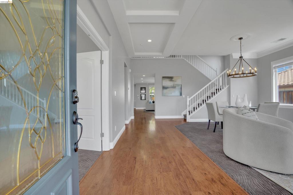 184 E Country Club Property Photo 2