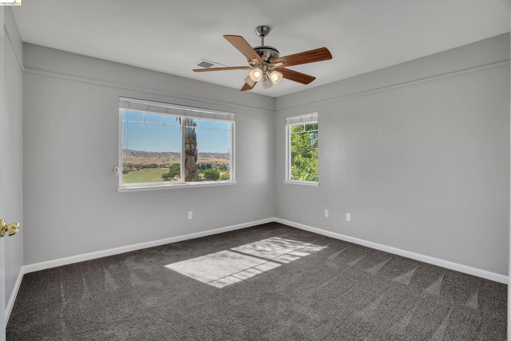 184 E Country Club Property Photo 18