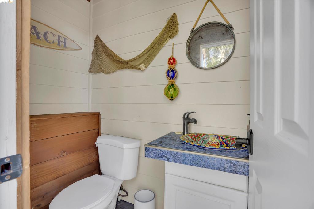 184 E Country Club Property Photo 32