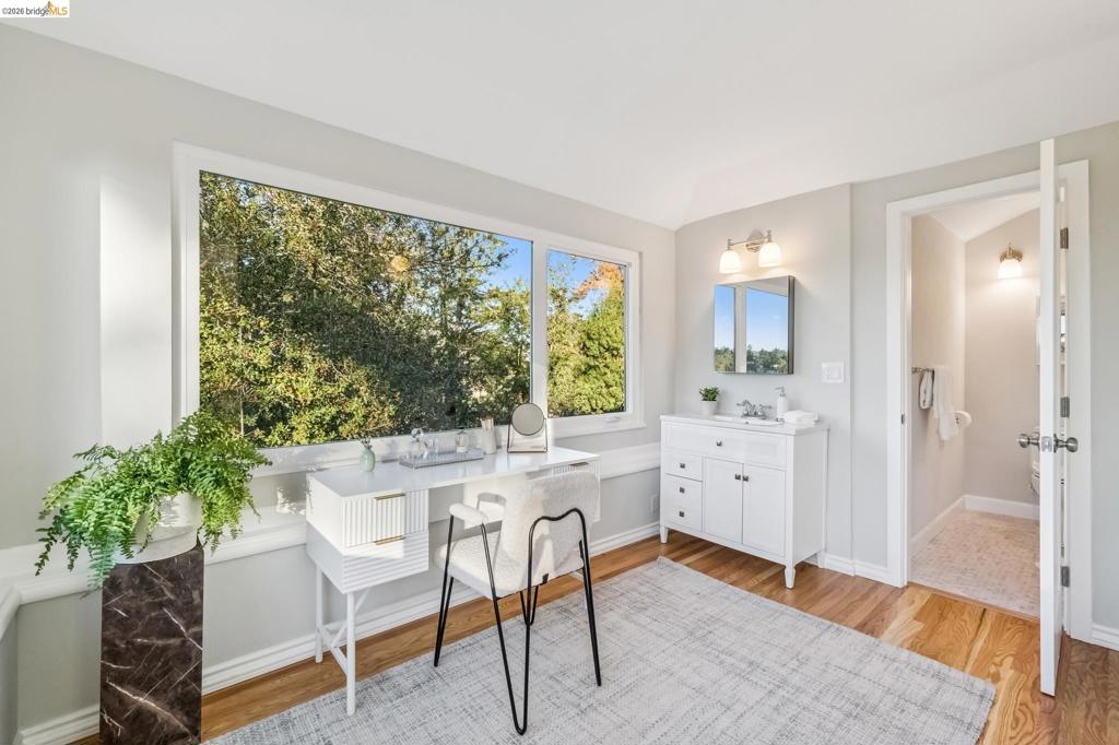 2556 Carisbrook Dr Property Photo 34