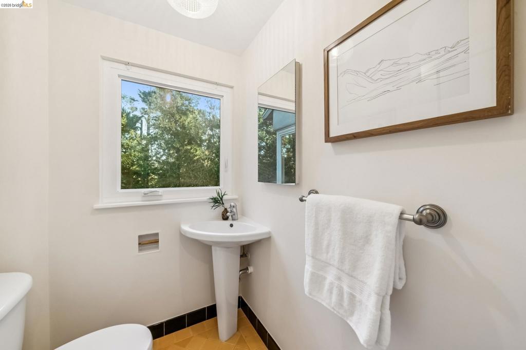 2556 Carisbrook Dr Property Photo 42