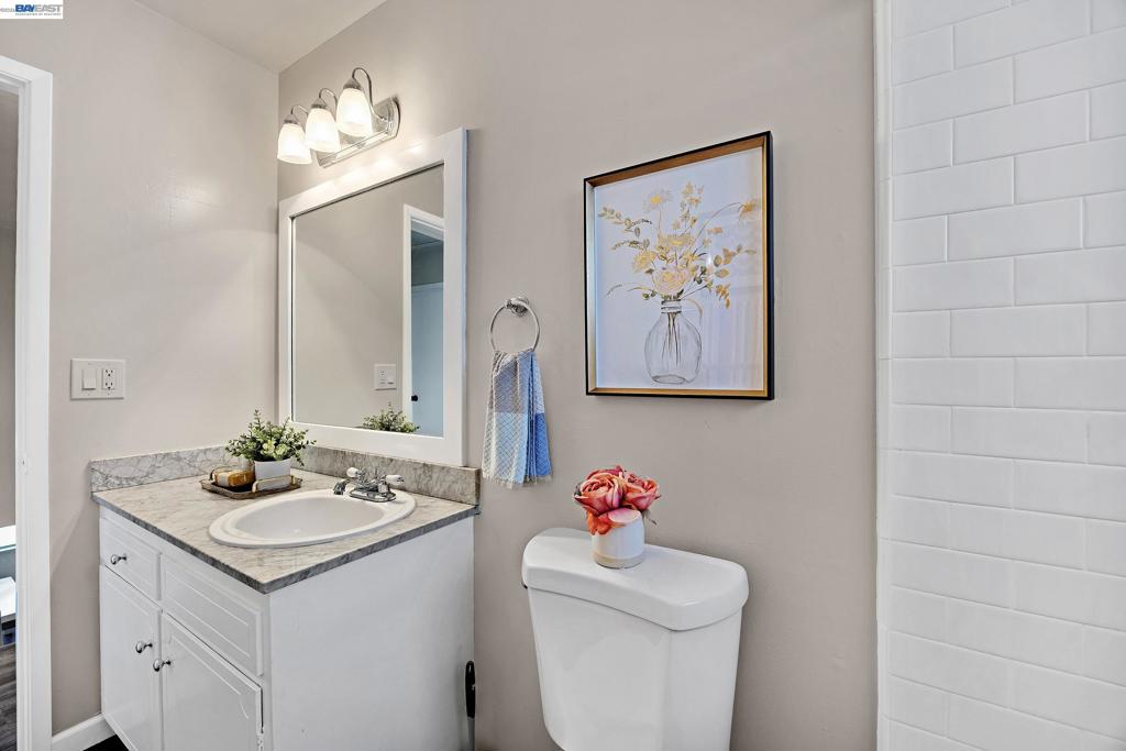 23070 Glenn Ellen Property Photo 22