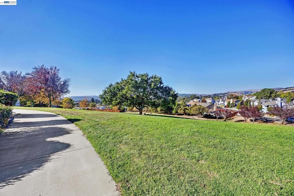 23070 Glenn Ellen Property Photo 30