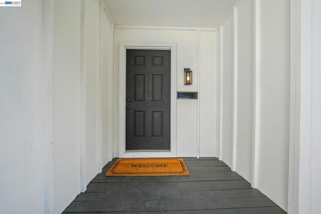 2785 Canyon Creek Dr Property Photo 4