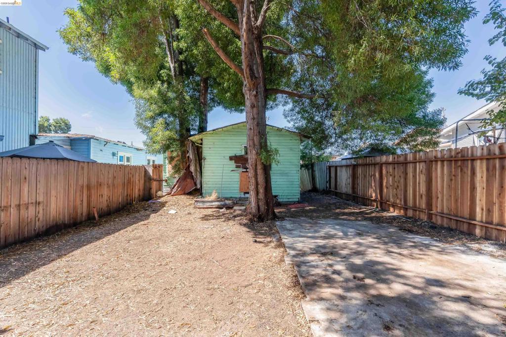 7014 Holly St Property Photo 14