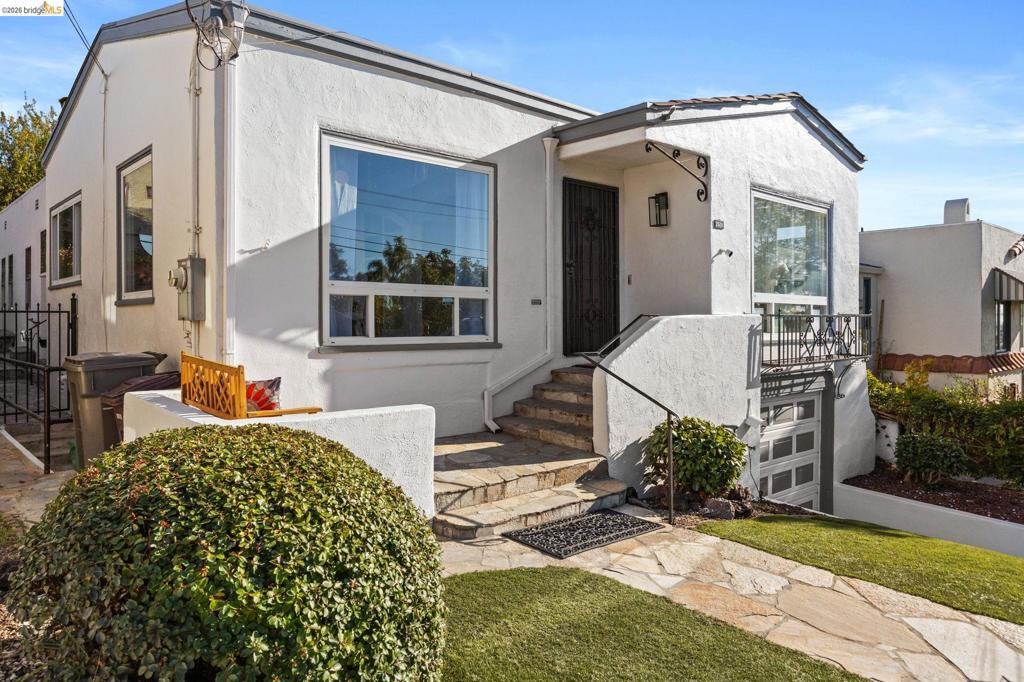 2506 Best Ave Property Photo 6