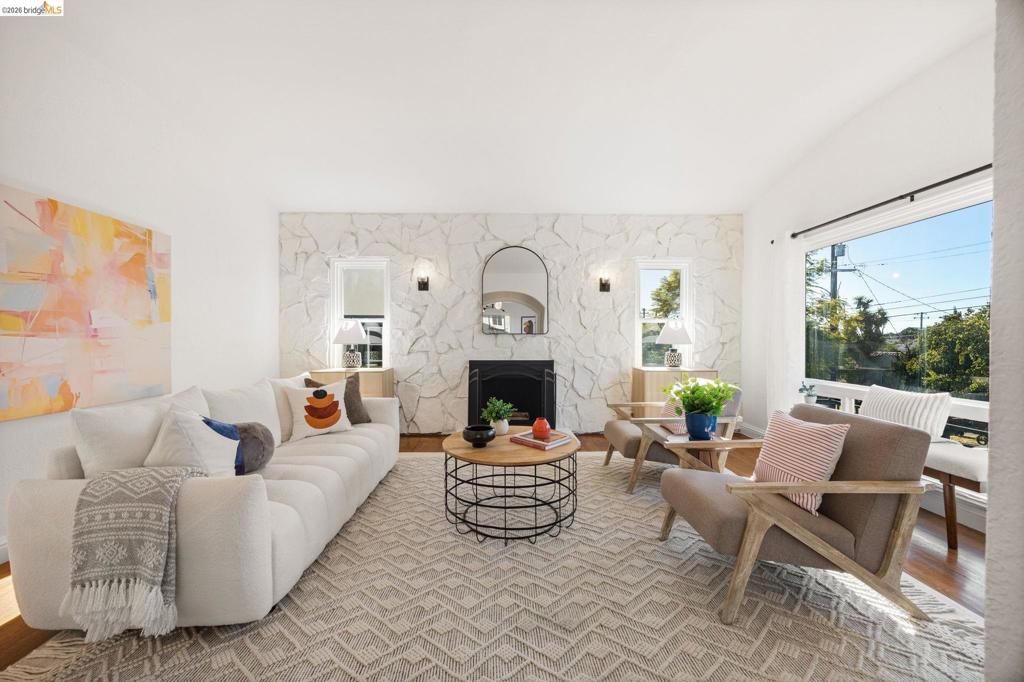 2506 Best Ave Property Photo 8