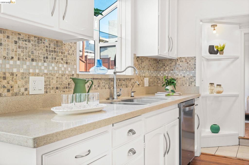2506 Best Ave Property Photo 24