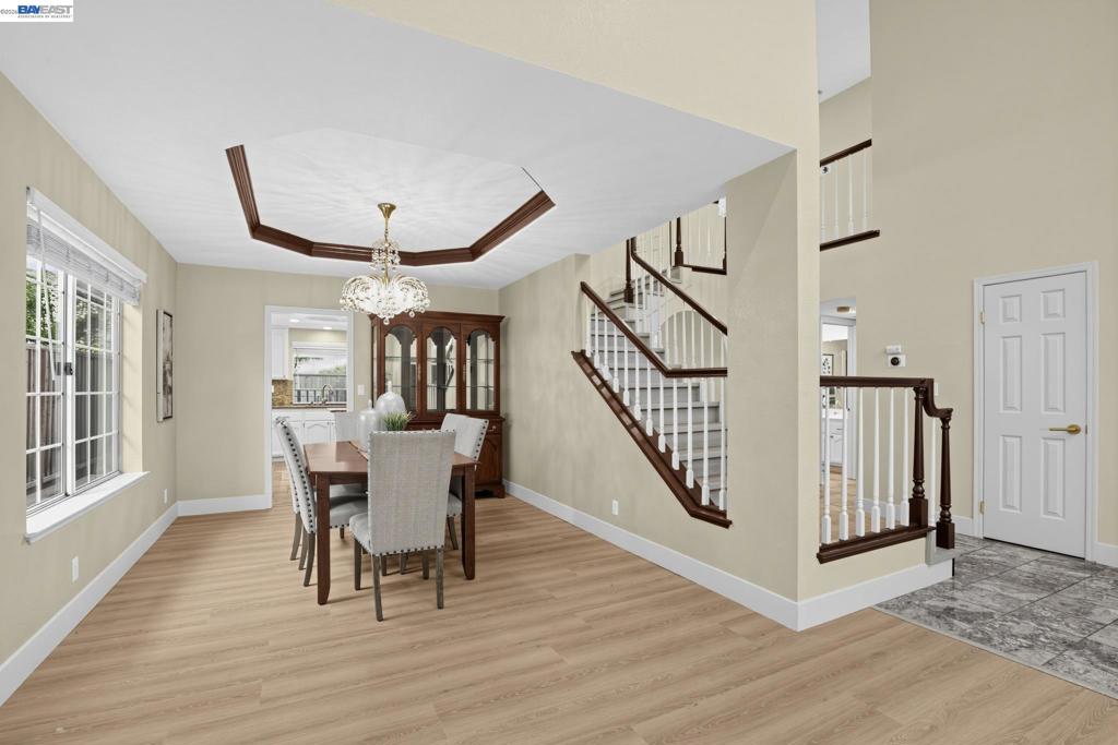 128 Summerset Ct Property Photo 12