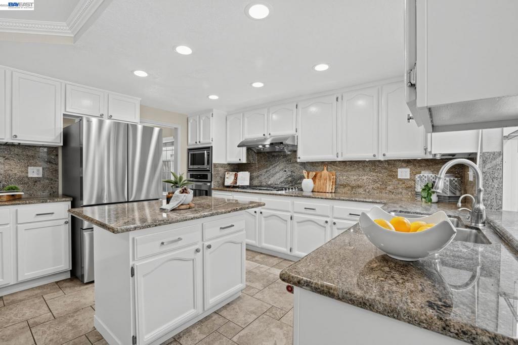 128 Summerset Ct Property Photo 16