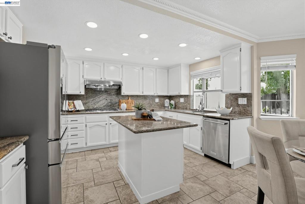 128 Summerset Ct Property Photo 18