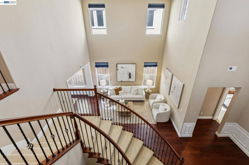 9 Tullach Pl Property Photo 6