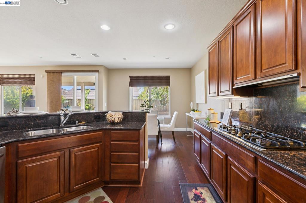 9 Tullach Pl Property Photo 21
