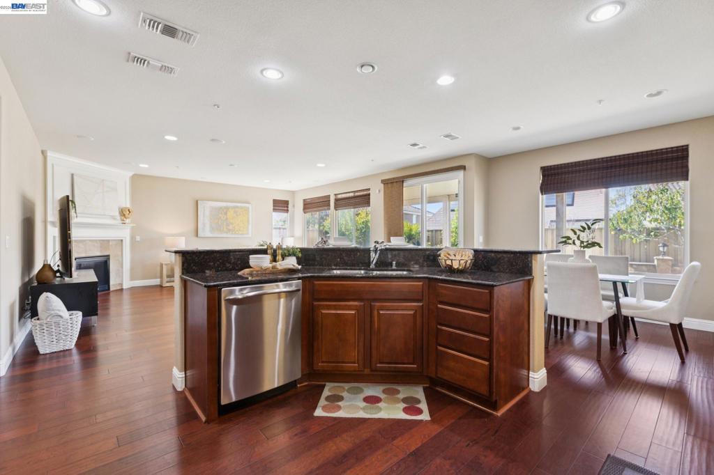 9 Tullach Pl Property Photo 22
