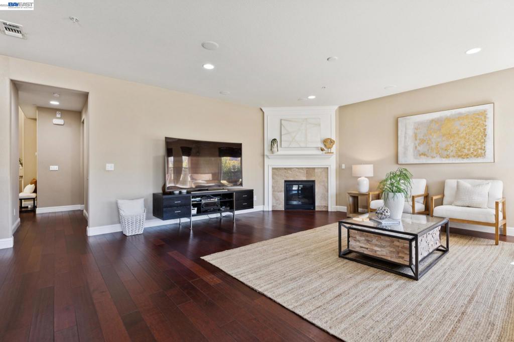 9 Tullach Pl Property Photo 35