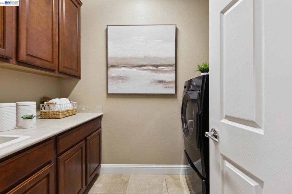 9 Tullach Pl Property Photo 69