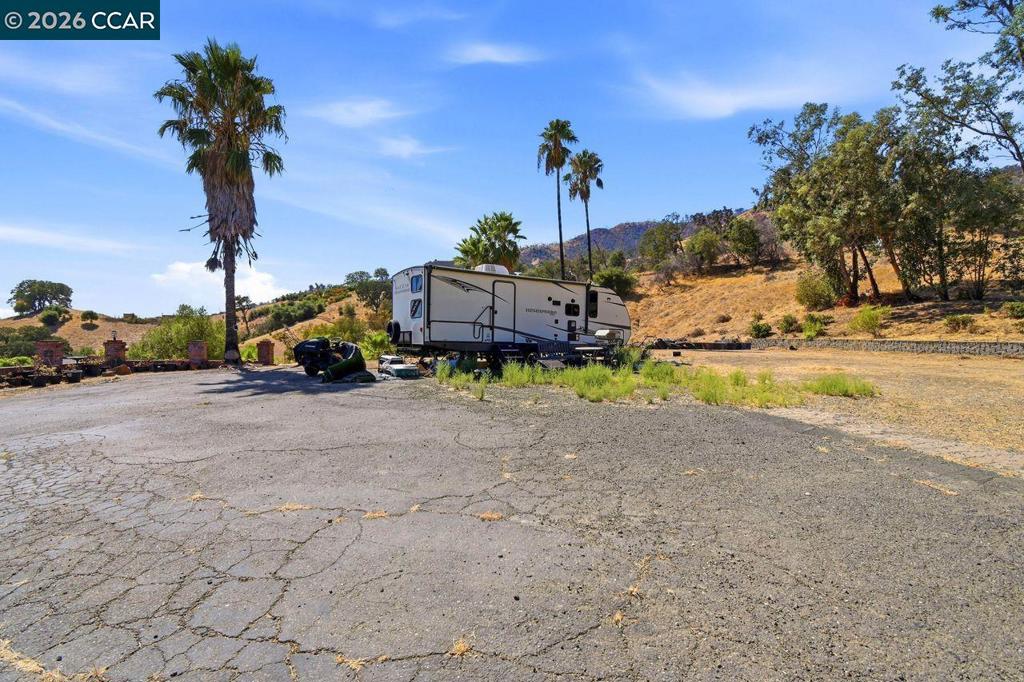 6973 Pleasants Valley Rd Property Photo 18