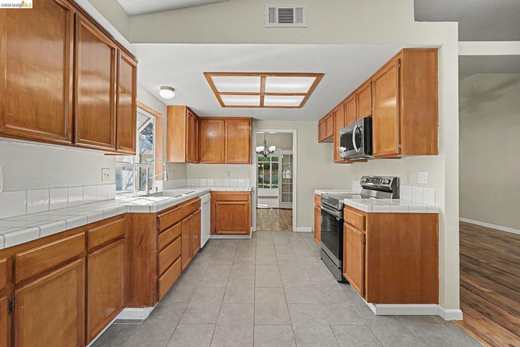 4150 Sequoia Dr Property Photo 11