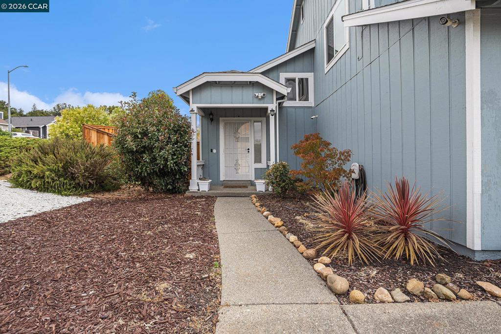 100 Bear Cove Ct Property Photo 6